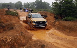 Ford chuẩn bị tăng giá hàng loạt xe từ tháng 4?